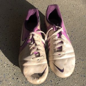 Girls soccer cleats